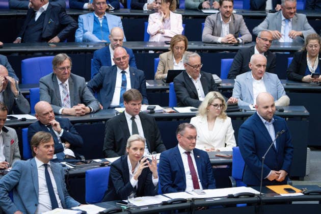German Bundestag, 80 plenary session AfD parliamentary group in the Bundestag with Alice Weidel AfD , Tino Chrupalla AfD and Markus Frohnmaier AfD in the plenary at the 80 session of the German Bundestag in Berlin, 21 05 2026 Berlin Berlin Germany