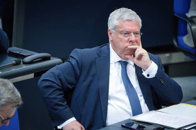 German Bundestag, 80th plenary session Juergen Hardt CDU in portrait during his speech on the agenda item Establishment of a UA attack on the Nordstream pipelines at the 80th session of the German Bundestag in Berlin, 21 05 2026 Berlin Berlin Germany