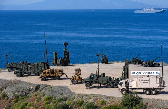 Turkish Armed Forces hosts massive EFES-2026 combined joint military exercise IZMIR, TURKIYE - MAY 21: Steel Dome multi-layered air defense system is deployed for the first time during EFES-2026 Exercise, one of the largest combined joint exercises of the Turkish Armed Forces (TSK) in Izmir, Turkiye, on May 21, 2026. Over 10,000 personnel from 50 countries participate in the EFES-2026 Exercise, which aims to develop the military capabilities of joint headquarters and units formed with participant country elements and to maintain combat readiness to cover all assigned tasks. Mahmut Serdar Alakus Anadolu Izmir Turkey. Editorial use only. Please get in touch for any other usage.  Copyright: x2026xAnadoluxMahmutxSerdarxAlakuÅüx