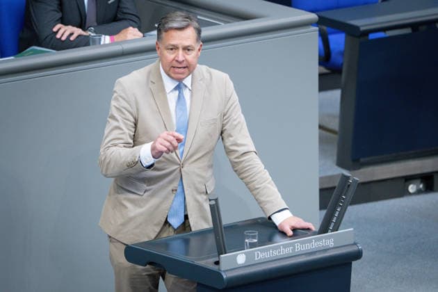 German Bundestag, 80th plenary session Stephan Mayer CSU in portrait during his speech on the agenda item Cohesion through commitment Volunteering at the 80th session of the German Bundestag in Berlin, 21 05 2026 Berlin Berlin Germany