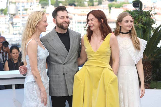 Maika Monroe, Zachary Wigon, Ruth Wilson and Evie Templeton at the photocall for the movie Victorian Psycho at the Festival de Cannes 2026 79 Cannes International Film Festival at the Palais des Festivals Cannes, 21 05 2026 Foto:xD.xBedrosianx xFuturexImagex psycho_6505