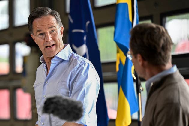 Mark Rutte, Secretary General of NATO, and Ulf Kristersson, Prime Minister of Sweden, hold a press conference during a visit to the Swedish Civil Defence and Resilience Agency in Revinge, Lund, in Sweden on May 21, 2026, as part of the NATO meeting in Helsingborg, Sweden, May 21 22 2026 REVINGE SWEDEN x50090x  Copyright: xJohanxNilsson TTx NATO FOREIGN MINISTERS MEETING SWEDEN 0HKlMlfven4