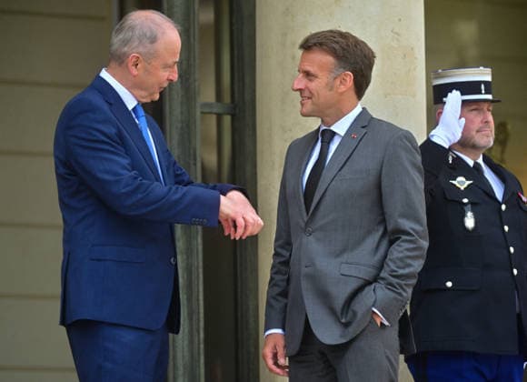 Le président de la République française Emmanuel Macron reçoit le Premier ministre irlandais Micheál Martin au palais présidentiel de lÉlysée à Paris, France, le 21 mai 2026 Christian Liewig Bestimage French President Emmanuel Macron receives Irelands Prime Minister Micheal Martin at the Elysee Presidential Palace in Paris, France, on May 21, 2026 Paris France  Copyright: xChristianxLiewigx xBestimagexChristianxLiewigx xBestimagex
