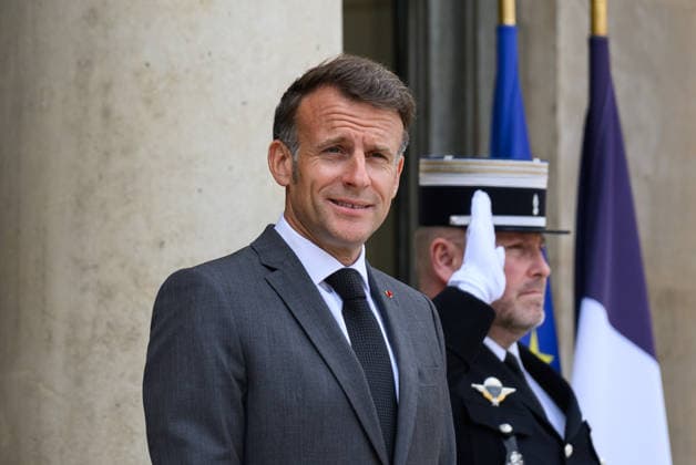 The President of the Republic, Emmanuel Macron, welcomed Micheál Martin, the Prime Minister of Ireland, to the Élysée Palace on 21 May 2026 - 21 05 2026 - France Ile-de-France (region) Paris -  JulienxMattiax xLexPictorium LePictorium_0334308
