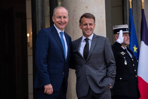 Meeting between France s President and Ireland s Prime Minister Aurelien Morissard MAXPPP MAXPPP Paris 21 05 2026 France s President Emmanuel Macron R welcomes Ireland s Prime Minister Micheal Martin ahead of their meeting at the Elysee Presidential Palace, in Paris on May 21, 2026 Aurelien Morissard MAXPPP Paris France  Copyright: xMAXPPPxAurelienxMorissard MAXPPPx MOR202605219580 MOR202605219580