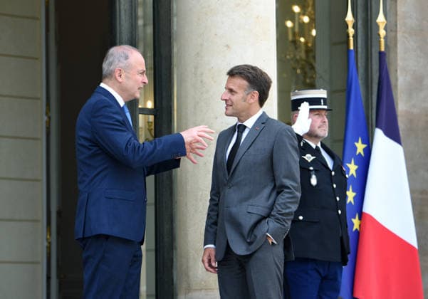 Emmanuel Macron Welcomes Micheal Martin Prime Minister Of Ireland - Paris French President Emmanuel Macron welcomes Micheal Martin Prime Minister of Ireland at the Elysee presidential palace in Paris, France on May 21, 2026. Photo by Alain Apaydin ABACAPRESS.COM Paris Ile-de-France France  Copyright: xApaydinxAlain ABACAx