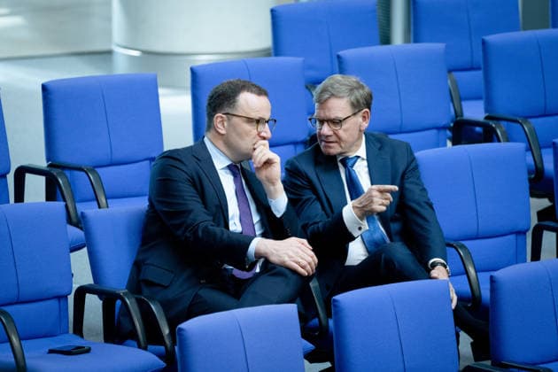 Bundestag, Jens Spahn, Johann Wadephul, Federal Foreign Minister Reichstag building, Bundestag, session week, Jens Spahn, Johann Wadephul, Federal Foreign Minister Berlin Berlin GER