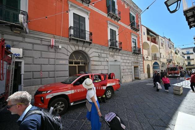 IPA84936566 - Bacoli. Earthquake tremor at 5:30 a.m. with epicenter Bacoli  Copyright: xFelicexDexMartinox xFelicexDexMartinox 84936566