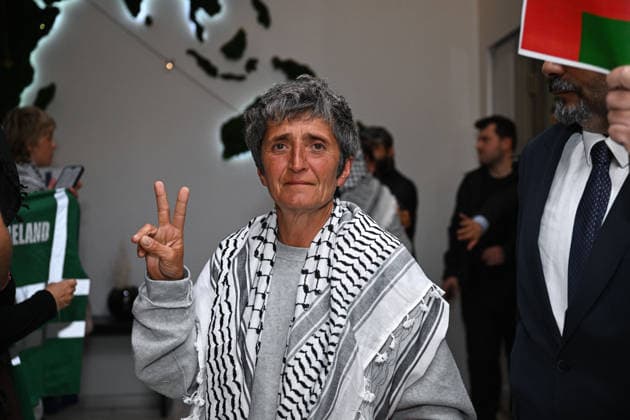 Detained Global Sumud aid flotilla activists arrive in Istanbul ISTANBUL, TURKIYE - MAY 21: Members of Global Sumud Flotilla, who were detained by Israel in international waters, are welcomed at the Istanbul Airport s VIP Hall by their relatives and numerous officials in Istanbul, Turkiye on May 21, 2026. Three planes carrying activists from the Global Sumud humanitarian aid flotilla, detained earlier this week by Israel in international waters, arrived in Istanbul on Thursday. Three Turkish Airlines planes transporting the activists who were detained aboard the flotilla, which came under attack by the Israeli army in international waters while attempting to break the blockade on Gaza and deliver vital humanitarian aid, landed at Istanbul A  Copyright: x2026xAnadoluxSaffetxAzakx