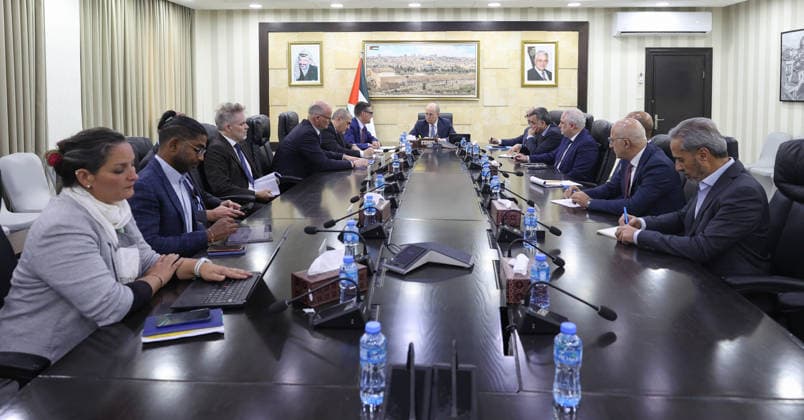 Palestinian Prime Minister Mohammad Mustafa met with World Bank Representative to Palestine Stefan Amblad, Palestinian Prime Minister Mohammad Mustafa met with World Bank Representative to Palestine Stefan Amblad, UN Resident Coordinator Ramiz Akbarov, and EU Representative Alexander Stutsmann, in the presence of Finance Minister Stephan Salameh, to discuss economic and humanitarian developments in the Palestinian territories. In Ramallah, West Bank, May 21, 2026. Photo by Prime Minister Office apaimages Ramallah West Bank Palestinian Territory 210526_Ramallah_PMO_01(1) Copyright: xapaimagesxPrimexMinisterxOfficex xapaimagesx