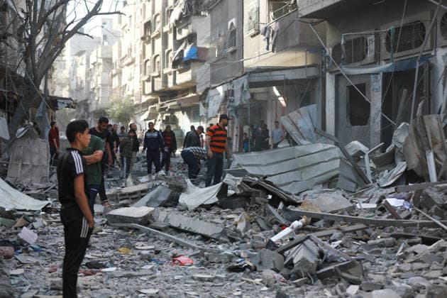 Aftermath Of Israeli Airstrike In Gaza, Palestine Palestinians inspect the rubble of the Ismail family home, destroyed in an Israeli airstrike at Al-Maghazi camp, in the central Gaza Strip, on May 21, 2026. Gaza Palestine  Copyright: xMajdixFathix originalFilename: fathi-notitle260521_npbkX.jpg