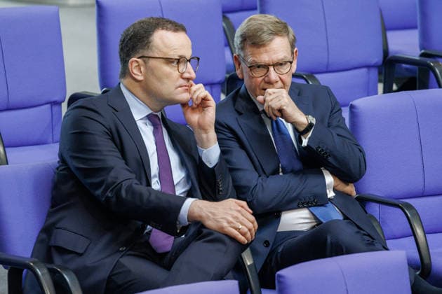 Bundestag Jens Spahn CDU and Johann Wadephul CDU in the German Bundestag on 21 05 26 in Berlin Berlin Berlin Germany Bundestag
