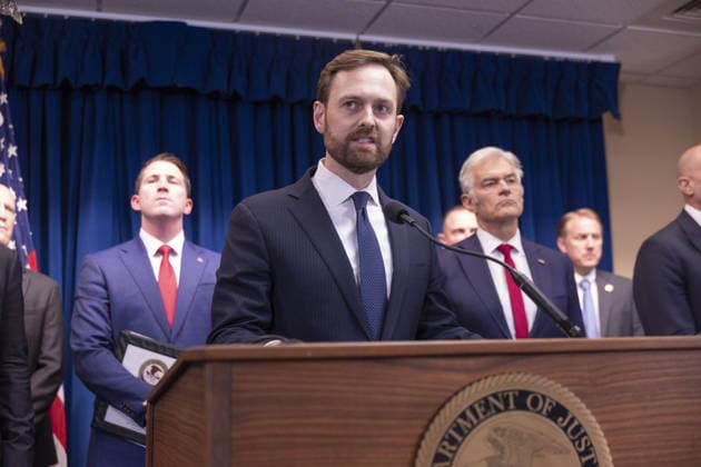 Federal authorities address Medicaid fraud charges in Minneapolis MINNESOTA, UNITED STATES - MAY 21: Vice Chair of the White House Task Force to Eliminate Fraud, Andrew Ferguson, speaks to the media about alleged Medicaid fraud and charges that were brought up on 15 individuals at the Federal Courthouse in Minneapolis, Minnesota, United States, on May 21, 2026. Christopher Juhn Anadolu Minnesota United States. Editorial use only. Please get in touch for any other usage.  Copyright: x2026xAnadoluxChristopherxJuhnx