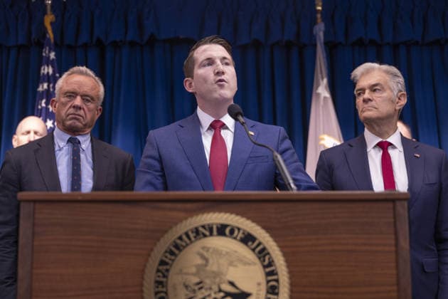 Federal authorities address Medicaid fraud charges in Minneapolis MINNESOTA, UNITED STATES - MAY 21: The first Assistant Attorney General for the National Fraud Enforcement Division, Colin McDonald, speaks to the media and briefs them about alleged Medicaid fraud and charges that were brought up on 15 individuals at the Federal Courthouse in Minneapolis, Minnesota, United States, on May 21, 2026. Christopher Juhn Anadolu Minnesota United States. Editorial use only. Please get in touch for any other usage.  Copyright: x2026xAnadoluxChristopherxJuhnx
