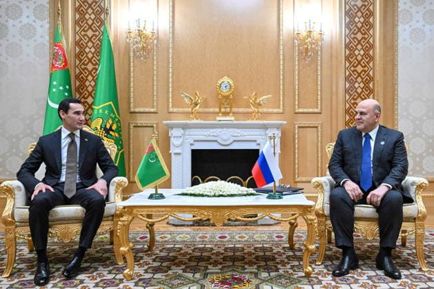 TURKMENISTAN, ASHGABAT - MAY 22, 2026: Serdar Berdimuhamedow (L), President of Turkmenistan, and Mikhail Mishustin, Prime Minister of Russia, hold a meeting. Alexander Miridonov POOL TASS  92867756