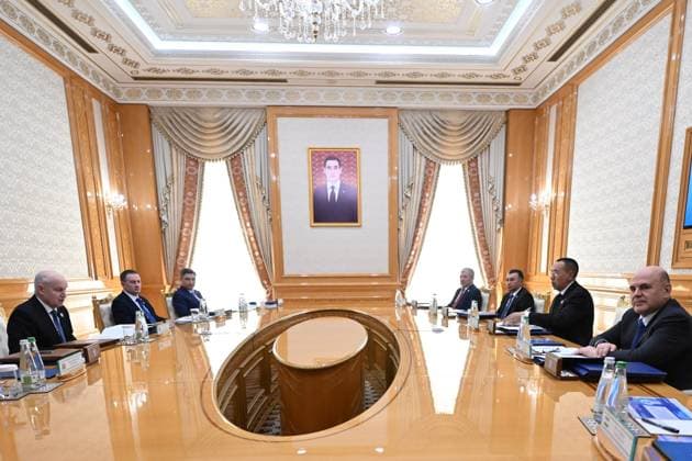 Turkmenistan CIS Government Heads Council 9171390 22.05.2026 CIS Secretary General Sergei Lebedev, Belarusian Prime Minister Alexander Turchin, Kazakh Prime Minister Olzhas Bektenov, Kyrgyz Prime Minister Adylbek Kasymaliev, Tajik Prime Minister Kokhir Rasulzoda, Turkmen Deputy Prime Minister Hojamyrat Geldimyradov and Russian Prime Minister Mikhail Mishustin attend a narrow format meeting of the Commonwealth of Independent States (CIS) Heads of Government Council in Ashgabat, Turkmenistan. Alexander Miridonov Sputnik Ashgabat Turkmenistan  Copyright: xAlexanderxMiridonovx