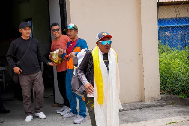 Nepalese climber Kami Rita Sherpa extends world record with 32nd Mount Everest climb KATHMANDU, NEPAL-MAY 22: Nepali mountaineer and guide Kami Rita Sherpa, 56, arrives at the airport in Kathmandu, Nepal, on May 22, 2026, after setting a new record by successfully summiting Mount Everest for the 32nd time. Sunil Pradhan Anadolu Kathmandu Nepal. Editorial use only. Please get in touch for any other usage.  Copyright: x2026xAnadoluxSunilxPradhanx