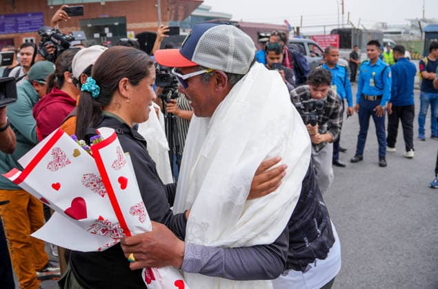 Nepalese climber Kami Rita Sherpa extends world record with 32nd Mount Everest climb KATHMANDU, NEPAL-MAY 22: Friends and family members welcome Kami Rita Sherpa, 56, upon his arrival at the airport in Kathmandu, Nepal, on May 22, 2026, after the veteran mountaineer and guide set a new record by successfully summiting Mount Everest for the 32nd time. Sunil Pradhan Anadolu Kathmandu Nepal. Editorial use only. Please get in touch for any other usage.  Copyright: x2026xAnadoluxSunilxPradhanx