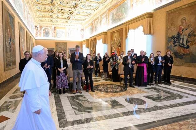 ITALY- REL VATICAN -POPE LEO XVI RECEIVES IN AUDIENCE PARTICIPANTS IN THE INTERNATIONAL CONFERENCE ON MEDIA AND DIGITAL LITERACY May 22, 2026 ITALY REL - Vatican May 22, 2026 Pope Leo XIV receives in audience participants in the International Conference on Media and Digital Literacy EDITORIAL USE ONLY - NO BOOKS Copyright: xVATICANxMEDIAx xCatholicxPressxPhotox