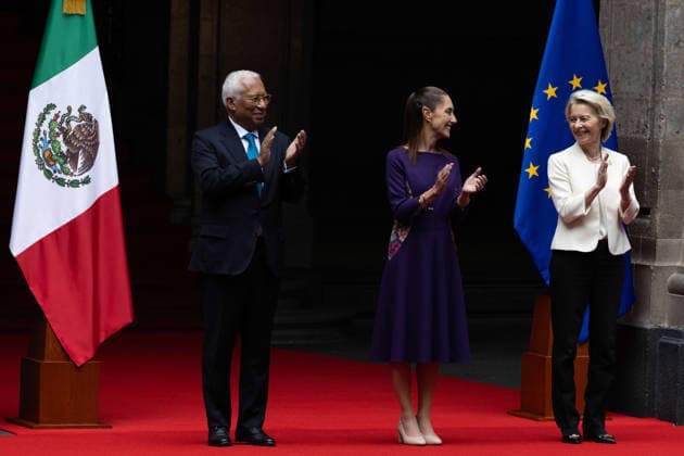 May 22, 2026, Mexico City, Mexico: Mexican President CLAUDIA SHEINBAUM received European Commission President URSULA VON DER LEYEN at the National Palace in Mexico City within the framework of the signing of the Modernized Global Agreement between Mexico and the European Union during the VIII Mexico European Union Summit. European Council President ANTONIO COSTA and officials from both governments also took part in the meeting. Mexico City Mexico  - ZUMAl178 20260522_znp_l178_014 Copyright: xCristianxLeyvax