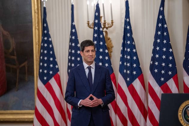 May 22, 2026, Washington, Dc, United States: President DONALD TRUMP hosted the swearing in ceremony of new Federal Reserve Chairman Kevin Warsh in the East Room of the White House on May 22, 2026. Washington United States - ZUMAl312 20260522_znp_l312_004 Copyright: xAndrewxLeydenx