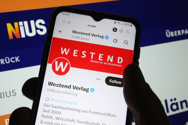 The X account of Westend Verlag was accessed on a smartphone Behind it, the online medium Nius was opened on a laptop In an open letter, 32 authors have announced their withdrawal from Westend Verlag They accuse the publishing house of bei