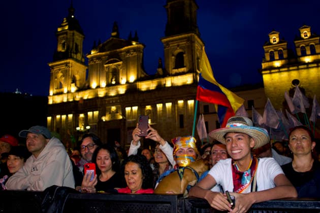 May 22, 2026, Bogota, Cundinamarca, COLOMBIA: Supporters pack BogotoÂ¡Ã¢â‚¬â ¢s Plaza de BoloÂ­var in front of the Primary Cathedral for the final campaign rally of leftist Senator and presidential frontrunner IVAN CEPEDA, ahead of the May 31 election. The massive turnout underscores the high stakes of a vote defining a sharp left-right divide, as Colombians choose between policy continuity and a conservative shift. Bogota COLOMBIA  - ZUMAd225 20260522_znp_d225_017 Copyright: xZoraidaxDiazx