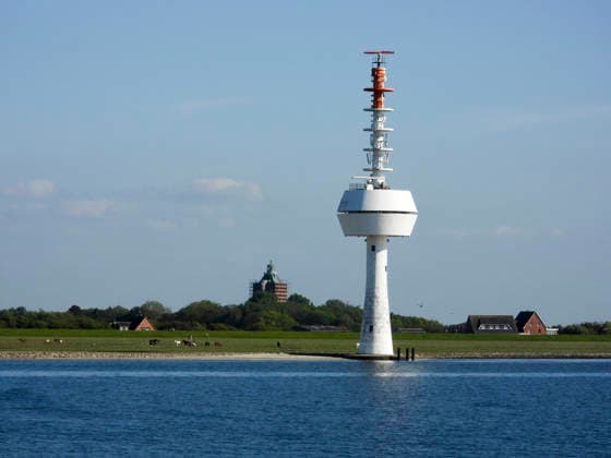 CNTV NEUWERK On the north-western shore of the island of Neuwerk is the 52-meter-high New Radar Tower 22 05 2026 Since 1310, the listed Neuwerk weir and lighthouse has dominated the island as the oldest secular building in Hamburg and the oldest lighthouse on the German North Sea coast This unique building is now being extensively renovate