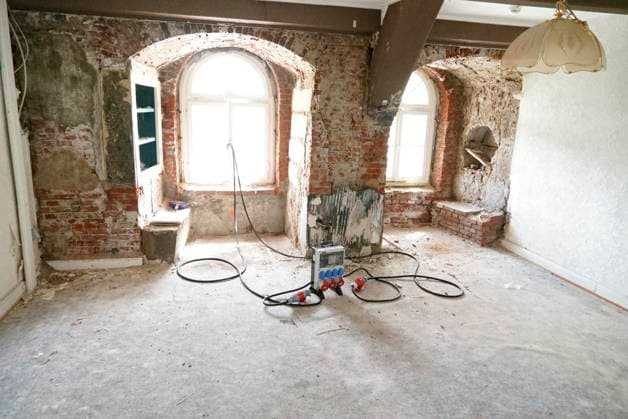 CNTV NEUWERK exterior view interior refurbishment room room on the island of Neuwerk on the occasion of the tower refurbishment 22 05 2026 Since 1310, the listed weir and lighthouse Neuwerk has been dominating the island as the oldest secular building in Hamburg and the oldest lighthouse on the German North Sea coast This unique building is now being extensi