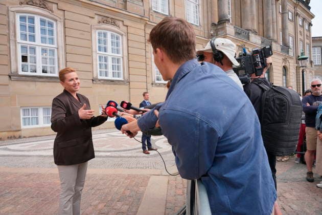 Denmark Politics Acting Prime Minister Mette Frederiksen after her visit to the King at Amalienborg Palace in Copenhagen, Denmark, Saturday, May 23, 2026 After Saturday s royal round, it is clear that acting Prime Minister Mette Frederiksen S is once again the royal investigator pointed to form a new Danish government , Copenhagen Denmark  Copyright: EmilxHelmsx spdk20260523-142136-L