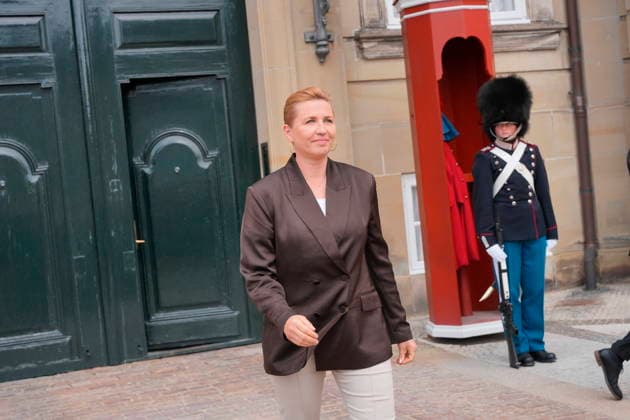 Denmark Politics Acting Prime Minister Mette Frederiksen after her visit to the King at Amalienborg Palace in Copenhagen, Denmark, Saturday, May 23, 2026 After Saturday s royal round, it is clear that acting Prime Minister Mette Frederiksen S is once again the royal investigator pointed to form a new Danish government , Copenhagen Denmark  Copyright: EmilxHelmsx spdk20260523-141953-L