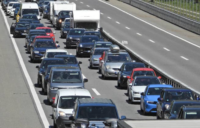 23 05 2026 Switzerland Canton Uri Image Whitsun traffic jam on the Gotthard highway