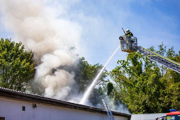 Fire breaks ou