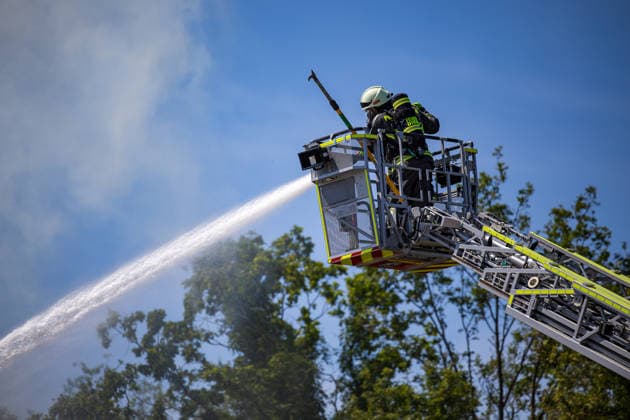 Fire breaks ou