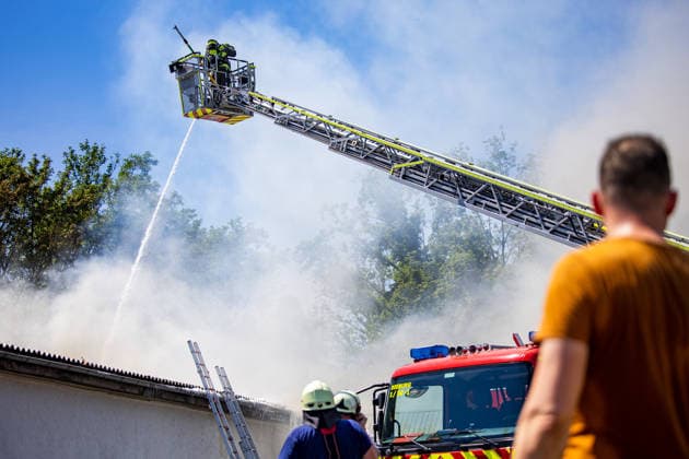 Fire breaks ou