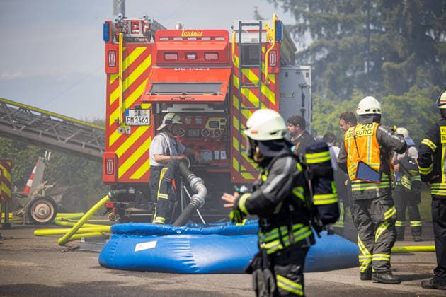 Fire breaks ou