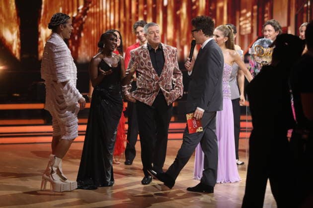 Jorge Gonzalez, Motsi Mabuse and Joachim Llambi and Daniel Hartwich and Victoria Swarovski in the eleventh live show of the 19th season of the RTL dance show Let s Dance at the MMC Coloneum Cologne, 22 05 2026 Copyright: xAgenturxMatthiasxWehnertx xM.xGränzdörferx