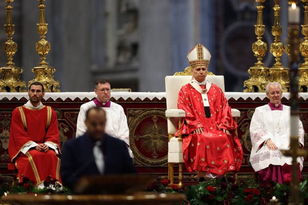 News Bilder des Tages IPA85030701 - Vatican City, May 24, 2026: Solemn celebration of the Mass of Pentecost presided over by Pope Leo XIV at the central altar of St. Peter s Basilica. Thousands of faithful took part in the liturgy dedicated to the descent of the Holy Spirit, a central moment in Christian tradition and a symbol of unity and renewal for the universal Church.  Copyright: xmarcoxiacobuccix xmarcoxiacobuccix 85030701