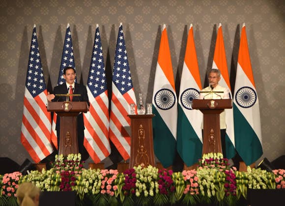News Bilder des Tages Rubio and Jaishankar hold joint press conference in New Delhi NEW DELHI, INDIA - MAY 24: US Secretary of State Marco Rubio (L) and Indian External Affairs Minister Subrahmanyam Jaishankar (R) address a press conference at Hyderabad House, in New Delhi on India May 24, 2026. Imtiyaz Khan Anadolu New Delhi India. Editorial use only. Please get in touch for any other usage.  Copyright: x2026xAnadoluxImtiyazxKhanx