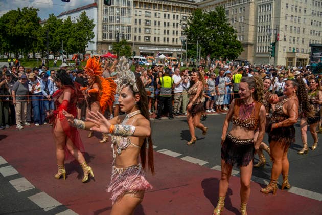Carnival of Cultures 2026, event, street party, , multicultural, Berlin Kreuzberg, Carnival of Cultures 2026, event, street party, multicultural, Berlin Kreuzberg, 30 years Carnival of Cultures, Samba, Start Nr 1 Sapucaiu no Samba