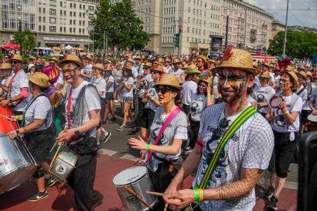 Carnival of Cultures 2026, event, street party, , multicultural, Berlin Kreuzberg, Carnival of Cultures 2026, event, street party, multicultural, Berlin Kreuzberg, 30 years Carnival of Cultures, Samba, Start Nr 1 Sapucaiu no Samba