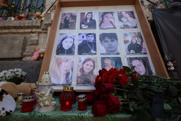 RUSSIA, STAROBELSK - MAY 24, 2026: A makeshift memorial at the Starobelsk Vocational School of the Lugansk State Teachers Training University after a Ukrainian drone attack. On the night between 21 and 22 May, the Armed Forces of Ukraine launched a drone attack on the school™s academic building. During the attack, there were 86 children aged between 14 and 18 in the building. 21 people were killed, 42 injured Starobelsk Russia  - ZUMAt113 20260524_zaa_t113_223 Copyright: xAlexanderxRekax