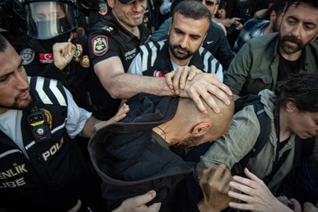 May 24, 2026, Istanbul, Istanbul, Turkey: Students, labor unions and civil society groups clashed with riot police on the third day after Istanbul Bilgi University was allegedly shut down by presidential decree signed by Turkish President Recep Tayyip Erdogan in Istanbul, Turkey, on May 22, 2026. Students occupying university buildings in protest against the closure decision were forcibly removed from the campus by police. Riot police used pepper spray during the intervention as violent scuffles erupted around the university. Demonstrators continued to protest in defense of academic freedom and university autonomy amid a heavy police presence. Istanbul Turkey  - ZUMAt171 20260524_zip_t171_044 Copyright: xAbdullahxTepelix