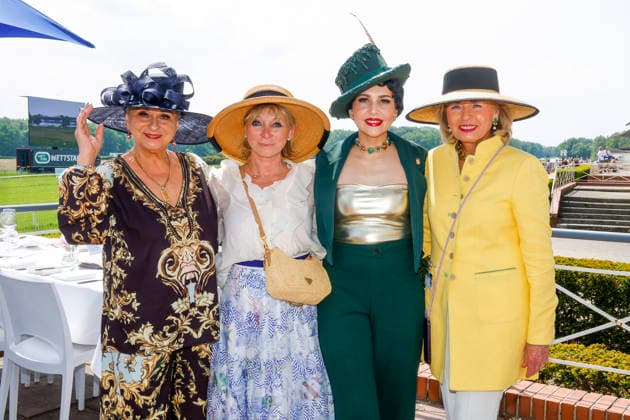 Dagmar Frederic, Martina Conradt,Pauline Stolze, Tini Gräfin Rothkirch at the Fashion Raceday at Hoppegarten racecourse