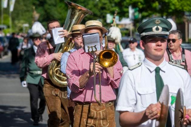 Schützenfest with parade in Großenbaum 24 05 2026 in Duisburg FOR EDITORIAL PURPOSES ONLY EDITORIAL USE ONLY p Schützenfest with parade in Großenbaum 24 05 2026 in Duisburg Germany NRW Duisburg Copyright DanielxAttia Copyright: DanielxAttia doc85zvtysgn7733syz141f ,EDITORIAL USE ONLY Copyright: DanielxAttia