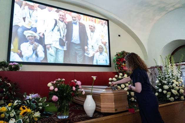 May 24, 2026, Pollenzo, Cn, Italy: Funeral ceremony for Carlo Petrini, founder of Slow Food, the Terra Madre food fair, and the University of Pollenzo. Pictured, in particular, is the chapel of rest set up inside the University of Gastronomic Sciences, which he founded. Pollenzo, May 24, 2026 Pollenzo Italy - ZUMAa289 20260524_zia_a289_028 Copyright: xSelenexDanielex xAgfx