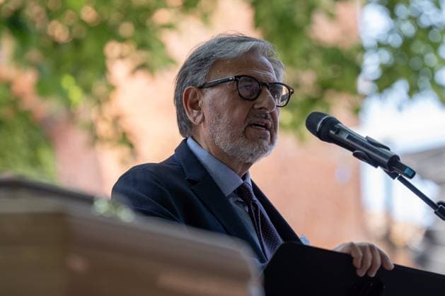 May 24, 2026, Pollenzo, Cn, Italy: Vincenzo Ercolino speaks at the funeral for Carlo Petrini, founder of Slow Food, the Terra Madre food fair, and the University of Pollenzo. Pollenzo, May 24, 2026 Pollenzo Italy  - ZUMAa289 20260524_zia_a289_080 Copyright: xSelenexDanielex xAgfx