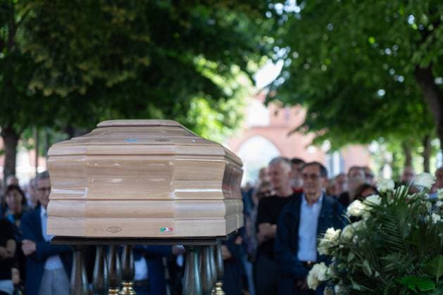 May 24, 2026, Pollenzo, Cn, Italy: Funeral ceremony for Carlo Petrini, founder of Slow Food, the Terra Madre food fair, and the University of Pollenzo. Pollenzo, May 24, 2026 Pollenzo Italy  - ZUMAa289 20260524_zia_a289_087 Copyright: xSelenexDanielex xAgfx