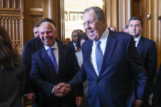 RUSSIA, MOSCOW - MAY 25, 2026: Russia s Minister of Foreign Affairs Sergei Lavrov (R front) during a reception for the heads of missions at the Reception House of Russia™s Ministry of Foreign Affairs on Africa Day Moscow Russia  - ZUMAt113 20260525_zaa_t113_161 Copyright: xSergeixFadeichevx