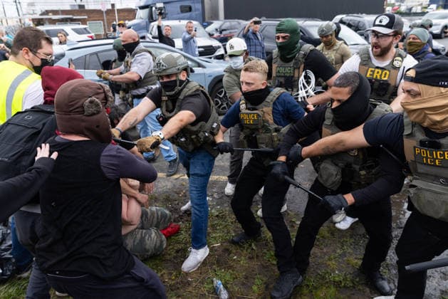 Protesters, ICE agents clash outside Newark detention center NEW JERSEY, UNITED STATES - MAY 25: Federal immigration officers clash with Protesters outside Delaney Hall in Newark, New Jersey, U.S., May 25, 2026. Mostafa Bassim Anadolu New Jersey United States. Editorial use only. Please get in touch for any other usage.  Copyright: x2026xAnadoluxMostafaxBassimx
